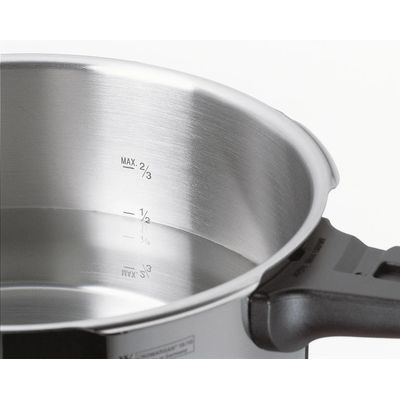 Тенджера под налягане Perfect One 4,5 л. Тенджера под налягане Perfect One 4,5 л.