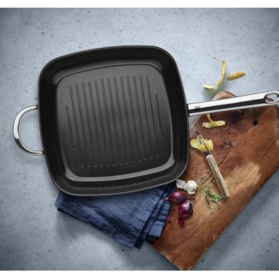 Грил тиган 28см. керам. покр.пр.