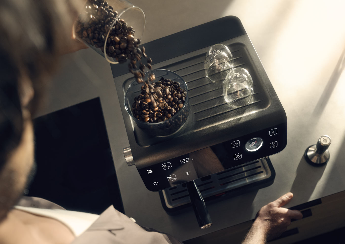 МЕЛАЧКА И СВАЛЯЕМ КОНУС