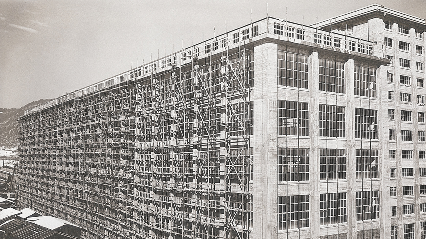 Между 1911 и 1913 г. WMF инвестира в своите производствени съоръжения и служители.